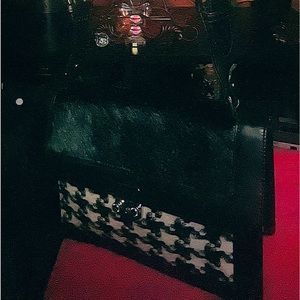 Preston,York black/white checkered  handbag very secure, lock BLK leather strap